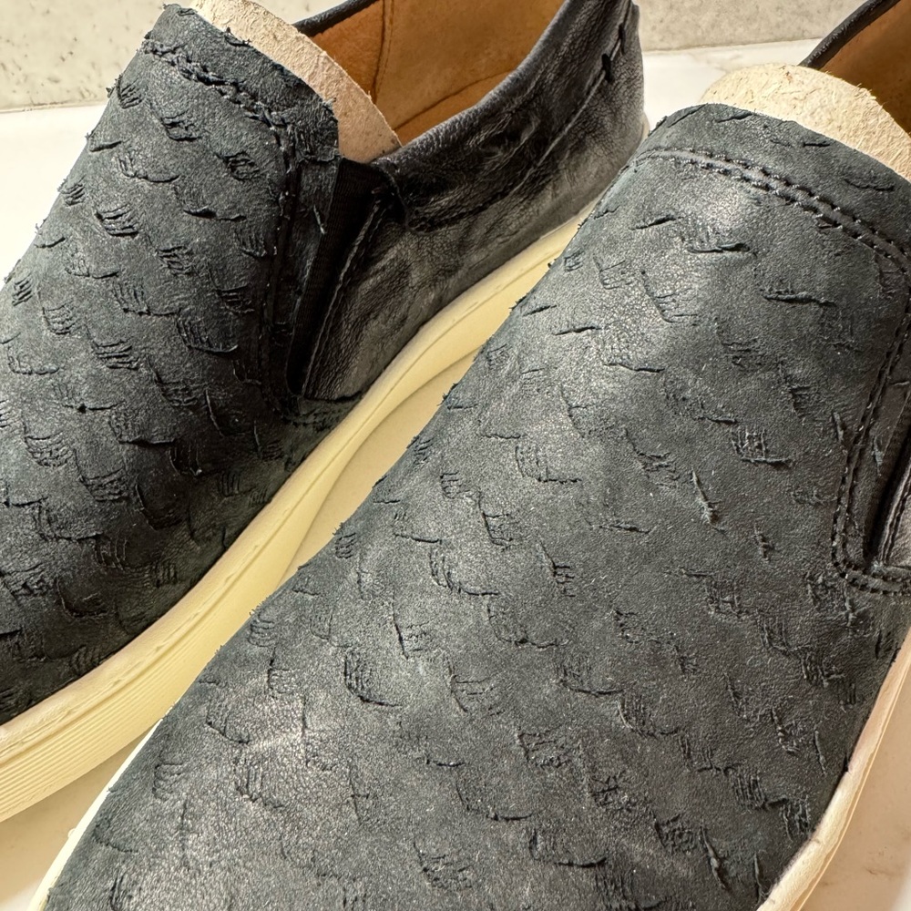 Sofft Brand Somers III SLIP-ons in Black Leather - Picture 2 of 9